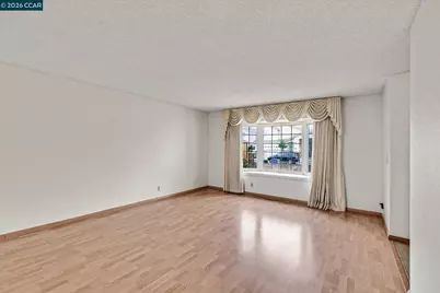 2127 Commodore Dr, San Jose, CA 95133 - Photo 9