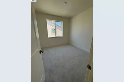 1476 Monument Ln, Fairfield, CA 94533 - Photo 17