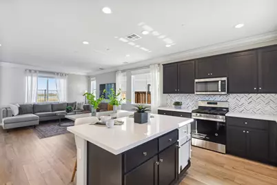 1476 Monument Ln, Fairfield, CA 94533 - Photo 3