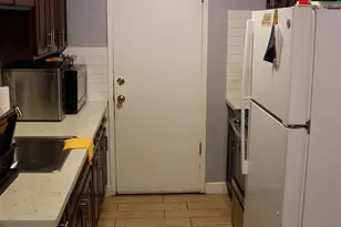 2120 22nd St, Oakland, CA 94606 - Photo 9