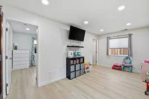 37164 St Christopher St, Newark, CA 94560 - Photo 11