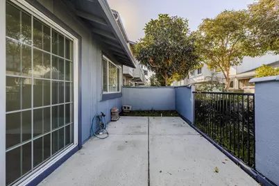 4262 Las Feliz Ct, Union City, CA 94587 - Photo 5