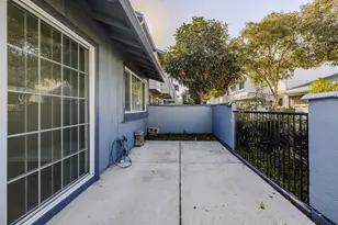 4262 Las Feliz Ct, Union City, CA 94587 - Photo 5