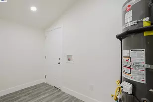 1778 8th St, Oakland, CA 94607 - Photo 31