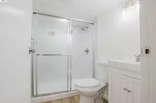 1778 8th St, Oakland, CA 94607 - Photo 17