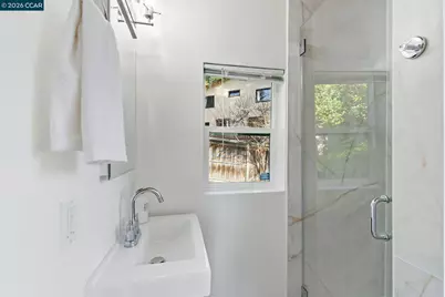 3382 Dwight Way, Berkeley, CA 94704 - Photo 7