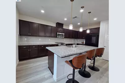 5390 Shenandoah Valley Ln, Antioch, CA 94531 - Photo 9