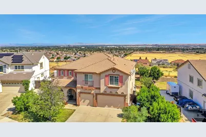 4068 Barn Hollow Way, Antioch, CA 94509 - Photo 3