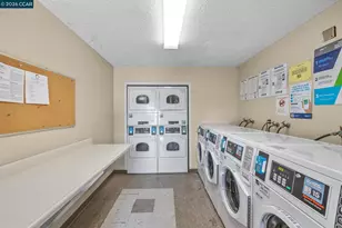 825 Oak Grove Rd, Concord, CA 94518 - Photo 35