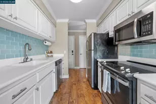 825 Oak Grove Rd, Concord, CA 94518 - Photo 7