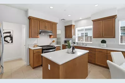 8553 Schooner Way, Newark, CA 94560 - Photo 9