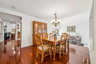 7758 Forsythia Ct, Pleasanton, CA 94588 - Photo 9