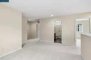 214 Whimbrel Cir, Pittsburg, CA 94565 - Photo 17