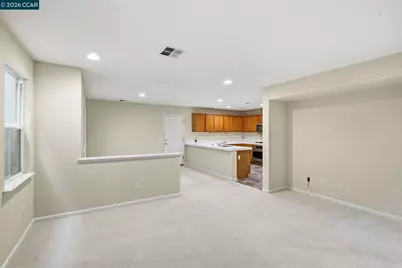 214 Whimbrel Cir, Pittsburg, CA 94565 - Photo 5