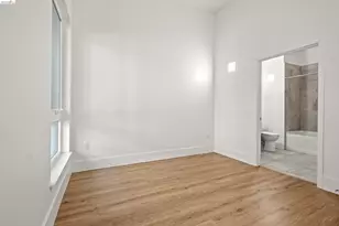 1545 32nd St, Oakland, CA 94608 - Photo 7