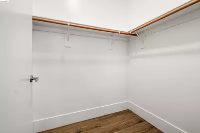 1545 32nd Street #210, Oakland, CA 94608 - Photo 17