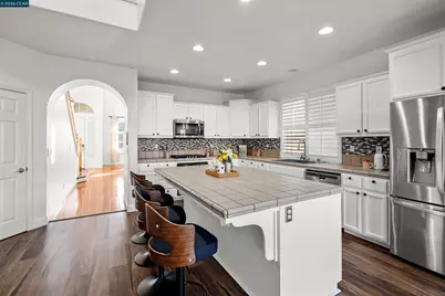 50 Cognac Cir, Sacramento, CA 95835 - Photo 5