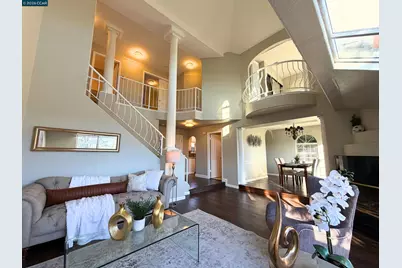 422 Sunnyoaks Ave, Campbell, CA 95008 - Photo 1