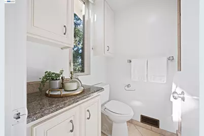 670 Logan Ln, Danville, CA 94526 - Photo 39