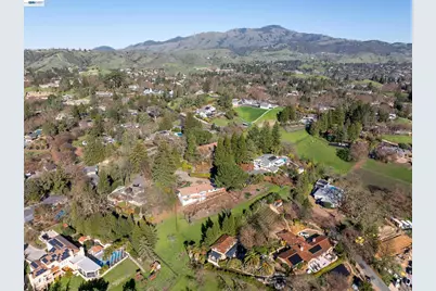 670 Logan Ln, Danville, CA 94526 - Photo 49