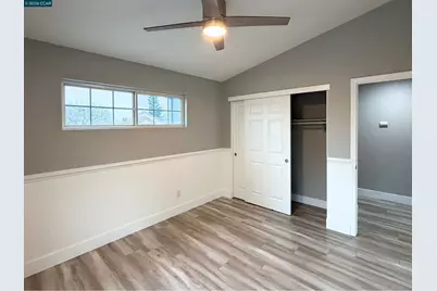 8922 Marlayana Ct, Elk Grove, CA 95758 - Photo 37