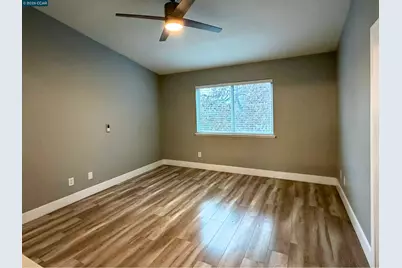 8922 Marlayana Ct, Elk Grove, CA 95758 - Photo 25