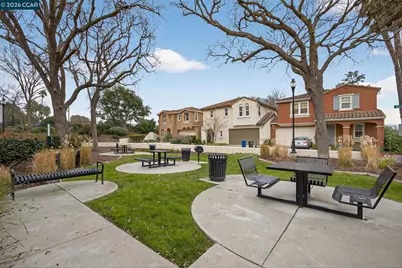 1509 Trailside Circle, Concord, CA 94518 - Photo 37