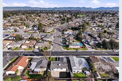 317 Hillcrest Ave, Livermore, CA 94550 - Photo 31