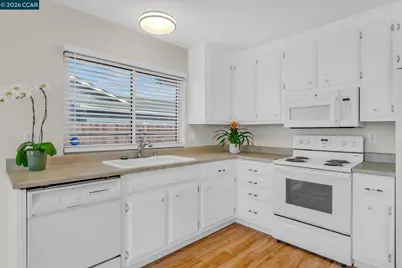 3784 Briarcliff Dr, Pittsburg, CA 94565 - Photo 15