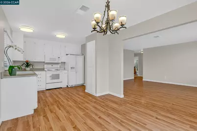 3784 Briarcliff Dr, Pittsburg, CA 94565 - Photo 11