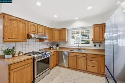 702 Ruth Dr, Pleasant Hill, CA 94523 - Photo 9