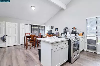 2489 American River Dr, Sacramento, CA 95825 - Photo 39