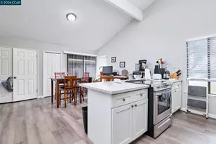 2489 American River Dr, Sacramento, CA 95825 - Photo 39