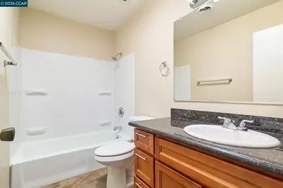 2489 American River Dr, Sacramento, CA 95825 - Photo 13