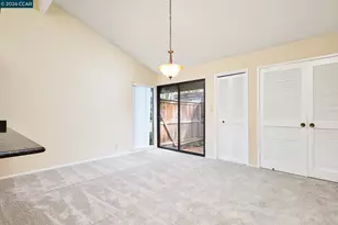 2489 American River Dr, Sacramento, CA 95825 - Photo 17