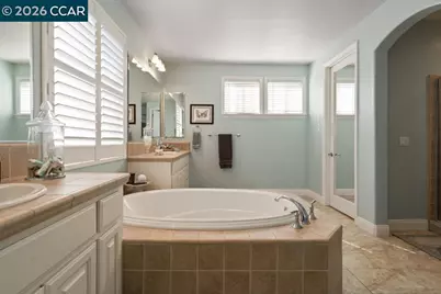 5627 Arcadia Cir, Discovery Bay, CA 94505 - Photo 31
