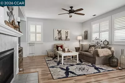 5627 Arcadia Cir, Discovery Bay, CA 94505 - Photo 9