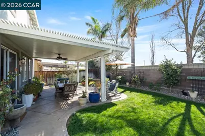 5627 Arcadia Cir, Discovery Bay, CA 94505 - Photo 37