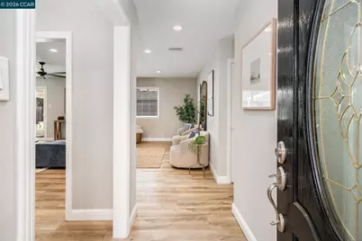 3916 Saint Michael Ct, Concord, CA 94519 - Photo 3