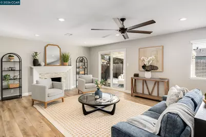 3916 Saint Michael Ct, Concord, CA 94519 - Photo 5