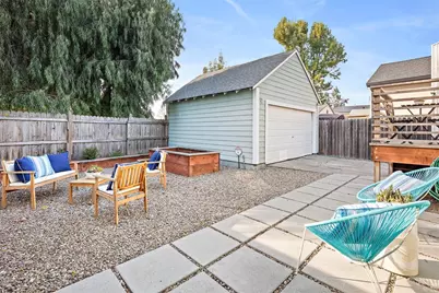 10315 Dante Ave, Oakland, CA 94603 - Photo 23
