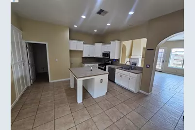 537 Bonanza Dr, Newman, CA 95360 - Photo 5