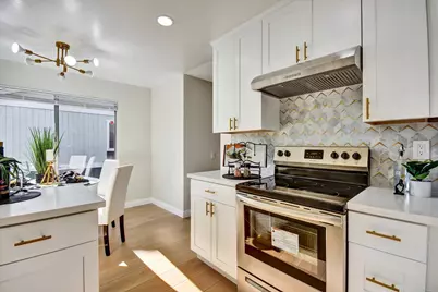 2547 Easton Ln #18, San Jose, CA 95133 - Photo 9