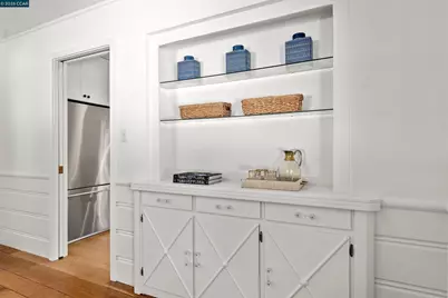 5450 Ascot Drive, Oakland, CA 94611 - Photo 15