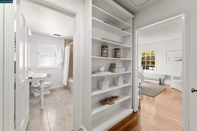 5450 Ascot Drive, Oakland, CA 94611 - Photo 41