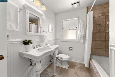 5450 Ascot Drive, Oakland, CA 94611 - Photo 43