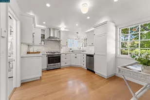 5450 Ascot Dr, Oakland, CA 94611 - Photo 17