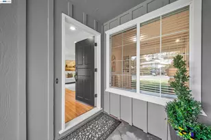 2421 Mallard Dr, Walnut Creek, CA 94597 - Photo 5