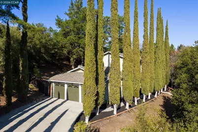 320 Miranda Ln, Alamo, CA 94507 - Photo 3