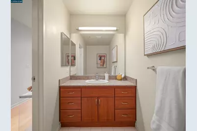 5855 Horton Street #526, Emeryville, CA 94608 - Photo 5